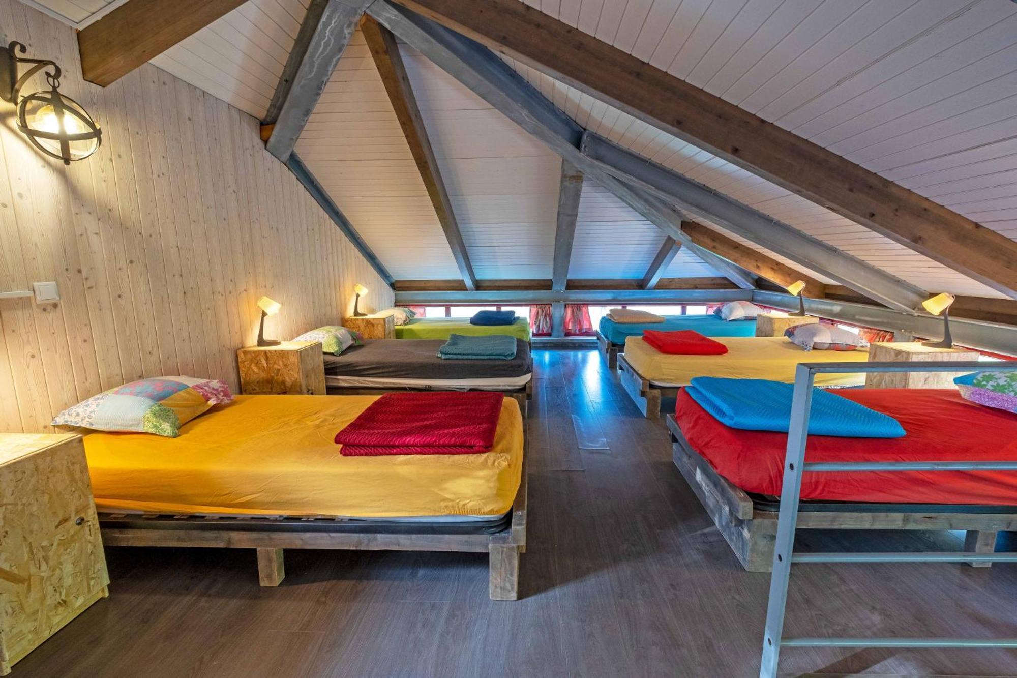 Quinta Estrada Romana - Albergue De Peregrinos Cerdal Rom bilde